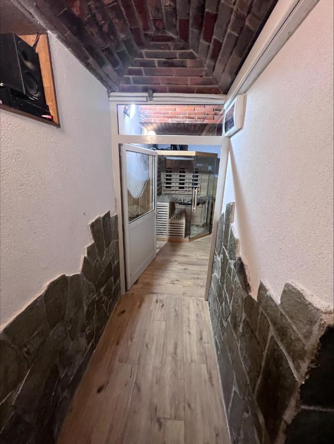 Отель Domacija Paternoster Litija Экстерьер фото