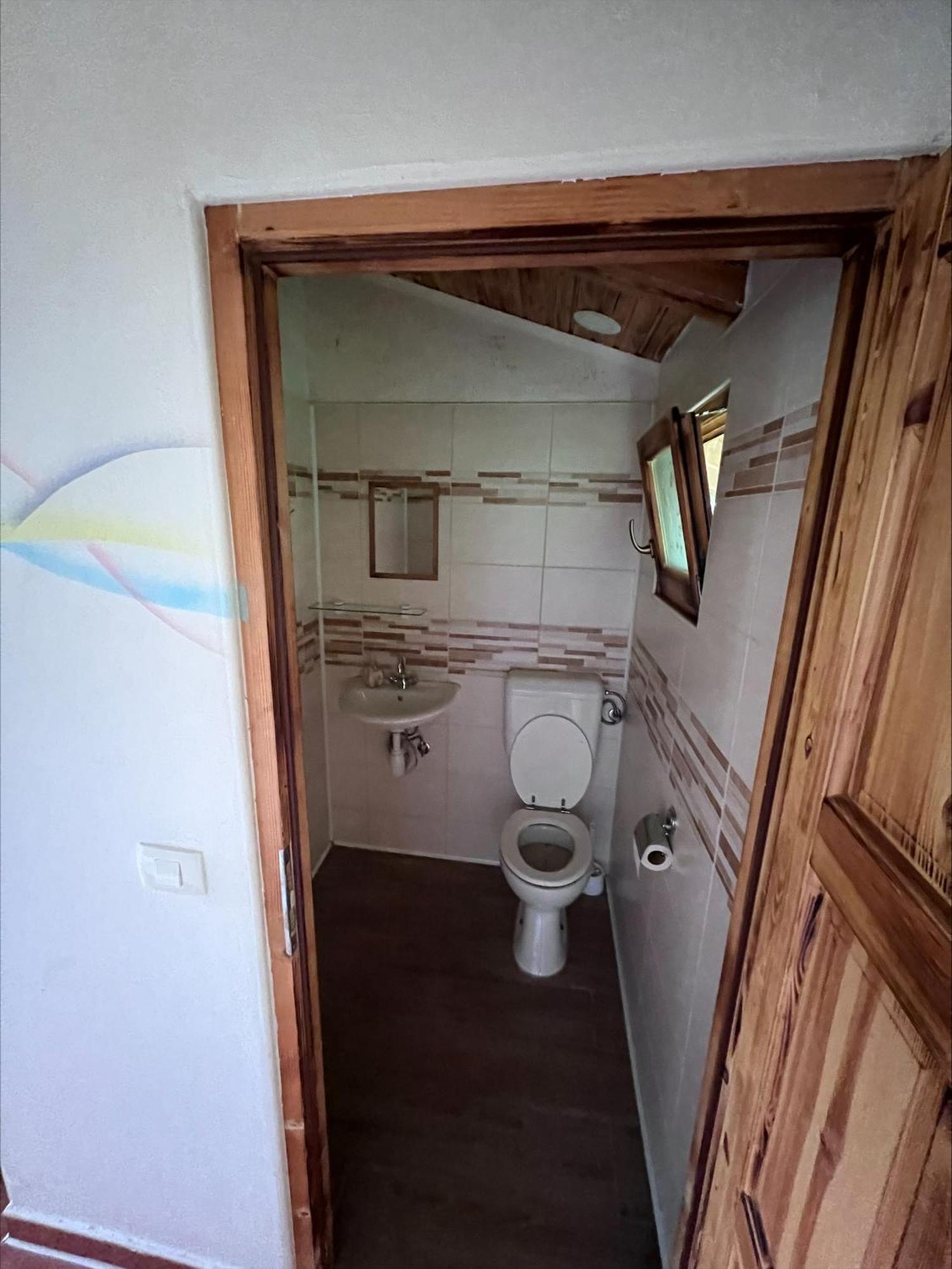 Отель Domacija Paternoster Litija Экстерьер фото